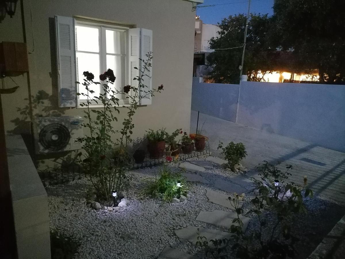 卡莱维斯Lemon Tree House别墅 外观 照片